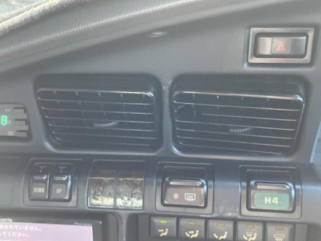 ランドクルーザー８０ ＧＸ　４ＷＤ　ＥＴＣ　バックカメラ　ナビ　ＴＶ　アルミホイール　シートヒーター　ＭＴ　ＣＤ　ＵＳＢ　ミュージックプレイヤー接続可（18枚目）
