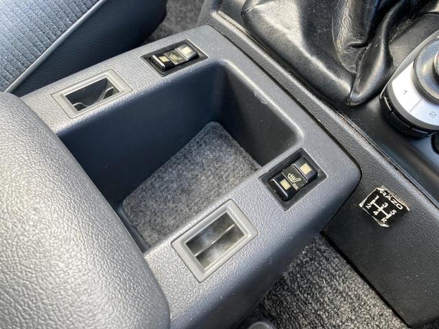 ランドクルーザー８０ ＧＸ　４ＷＤ　ＥＴＣ　バックカメラ　ナビ　ＴＶ　アルミホイール　シートヒーター　ＭＴ　ＣＤ　ＵＳＢ　ミュージックプレイヤー接続可（23枚目）