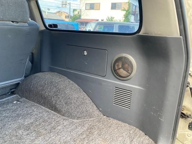 ランドクルーザー８０ ＧＸ　４ＷＤ　ＥＴＣ　バックカメラ　ナビ　ＴＶ　アルミホイール　シートヒーター　ＭＴ　ＣＤ　ＵＳＢ　ミュージックプレイヤー接続可（48枚目）