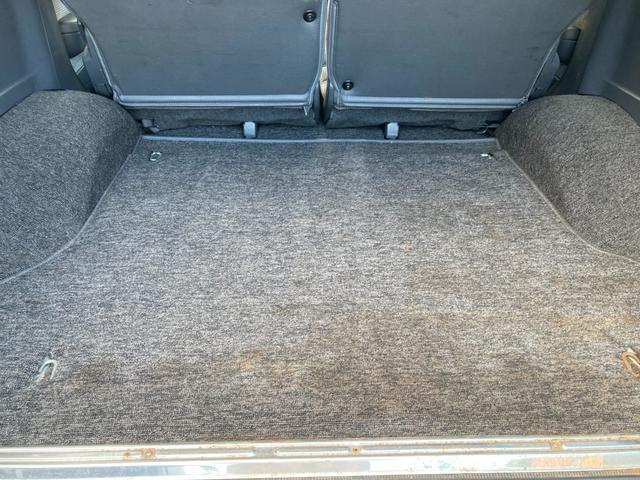 ランドクルーザー８０ ＧＸ　４ＷＤ　ＥＴＣ　バックカメラ　ナビ　ＴＶ　アルミホイール　シートヒーター　ＭＴ　ＣＤ　ＵＳＢ　ミュージックプレイヤー接続可（49枚目）