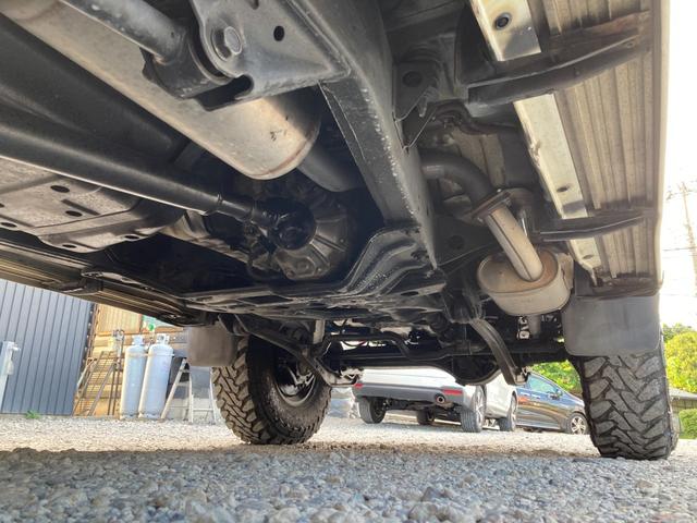 ランドクルーザー８０ ＧＸ　４ＷＤ　ＥＴＣ　バックカメラ　ナビ　ＴＶ　アルミホイール　シートヒーター　ＭＴ　ＣＤ　ＵＳＢ　ミュージックプレイヤー接続可（52枚目）