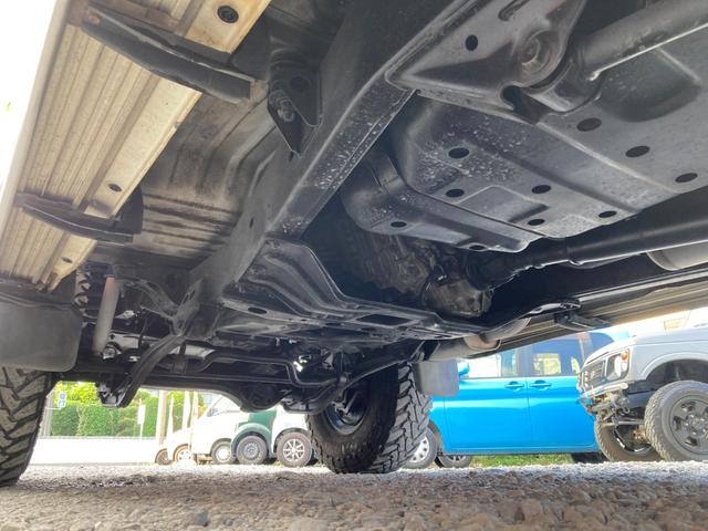 ランドクルーザー８０ ＧＸ　４ＷＤ　ＥＴＣ　バックカメラ　ナビ　ＴＶ　アルミホイール　シートヒーター　ＭＴ　ＣＤ　ＵＳＢ　ミュージックプレイヤー接続可（53枚目）