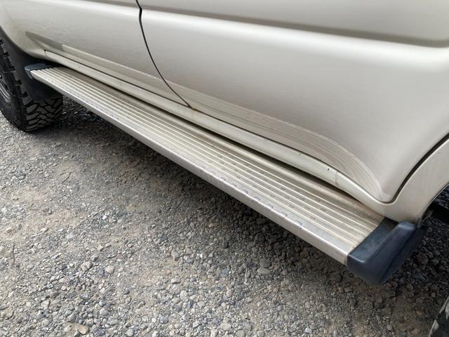 ランドクルーザー８０ ＧＸ　４ＷＤ　ＥＴＣ　バックカメラ　ナビ　ＴＶ　アルミホイール　シートヒーター　ＭＴ　ＣＤ　ＵＳＢ　ミュージックプレイヤー接続可（66枚目）