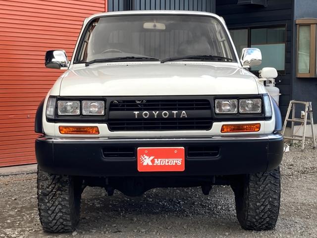 ランドクルーザー８０ ＶＸリミテッド　４ＷＤ　ＥＴＣ　バックカメラ　オートクルーズコントロール　サンルーフ　ナビ　ＴＶ　オートライト　ヘッドライトウォッシャー　アルミホイール　ＡＴ　ＣＤ　ＵＳＢ　Ｂｌｕｅｔｏｏｔｈ（13枚目）