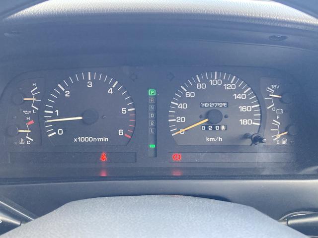 ランドクルーザー８０ ＶＸリミテッド　４ＷＤ　ＥＴＣ　バックカメラ　オートクルーズコントロール　サンルーフ　ナビ　ＴＶ　オートライト　ヘッドライトウォッシャー　アルミホイール　ＡＴ　ＣＤ　ＵＳＢ　Ｂｌｕｅｔｏｏｔｈ（21枚目）