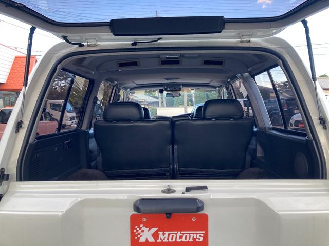 ランドクルーザー８０ ＶＸリミテッド　４ＷＤ　ＥＴＣ　バックカメラ　オートクルーズコントロール　サンルーフ　ナビ　ＴＶ　オートライト　ヘッドライトウォッシャー　アルミホイール　ＡＴ　ＣＤ　ＵＳＢ　Ｂｌｕｅｔｏｏｔｈ（34枚目）