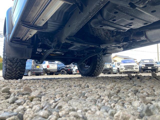 ランドクルーザー８０ ＶＸリミテッド　４ＷＤ　ＥＴＣ　バックカメラ　オートクルーズコントロール　サンルーフ　ナビ　ＴＶ　オートライト　ヘッドライトウォッシャー　アルミホイール　ＡＴ　ＣＤ　ＵＳＢ　Ｂｌｕｅｔｏｏｔｈ（42枚目）