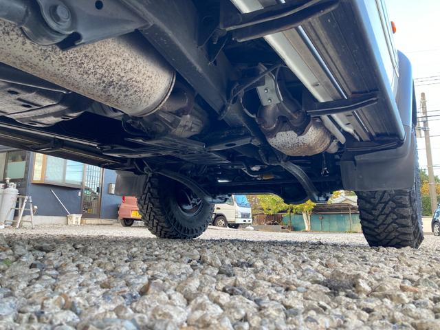 ランドクルーザー８０ ＶＸリミテッド　４ＷＤ　ＥＴＣ　バックカメラ　オートクルーズコントロール　サンルーフ　ナビ　ＴＶ　オートライト　ヘッドライトウォッシャー　アルミホイール　ＡＴ　ＣＤ　ＵＳＢ　Ｂｌｕｅｔｏｏｔｈ（44枚目）