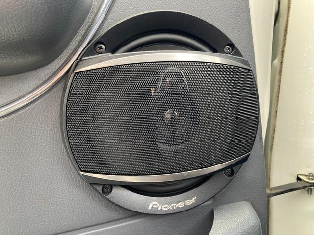 ランドクルーザー８０ ＶＸリミテッド　４ＷＤ　ＥＴＣ　バックカメラ　オートクルーズコントロール　サンルーフ　ナビ　ＴＶ　オートライト　ヘッドライトウォッシャー　アルミホイール　ＡＴ　ＣＤ　ＵＳＢ　Ｂｌｕｅｔｏｏｔｈ（51枚目）