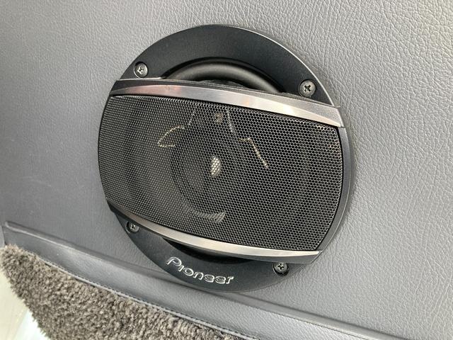 ランドクルーザー８０ ＶＸリミテッド　４ＷＤ　ＥＴＣ　バックカメラ　オートクルーズコントロール　サンルーフ　ナビ　ＴＶ　オートライト　ヘッドライトウォッシャー　アルミホイール　ＡＴ　ＣＤ　ＵＳＢ　Ｂｌｕｅｔｏｏｔｈ（57枚目）