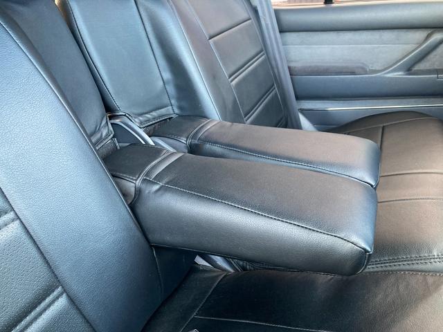 ランドクルーザー８０ ＶＸリミテッド　４ＷＤ　ＥＴＣ　バックカメラ　オートクルーズコントロール　サンルーフ　ナビ　ＴＶ　オートライト　ヘッドライトウォッシャー　アルミホイール　ＡＴ　ＣＤ　ＵＳＢ　Ｂｌｕｅｔｏｏｔｈ（62枚目）