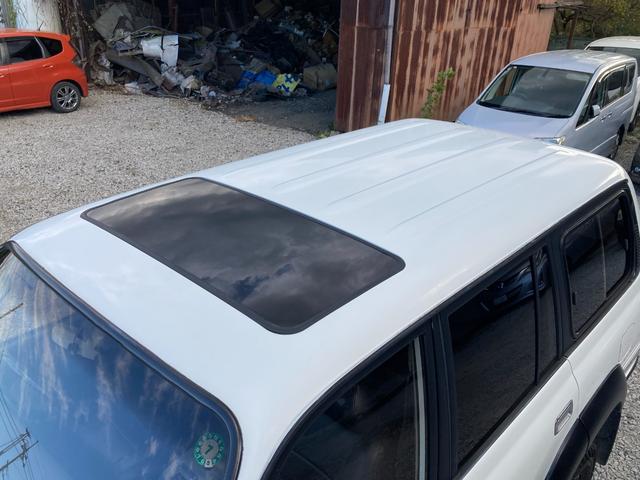 ランドクルーザー８０ ＶＸリミテッド　４ＷＤ　ＥＴＣ　バックカメラ　オートクルーズコントロール　サンルーフ　ナビ　ＴＶ　オートライト　ヘッドライトウォッシャー　アルミホイール　ＡＴ　ＣＤ　ＵＳＢ　Ｂｌｕｅｔｏｏｔｈ（71枚目）