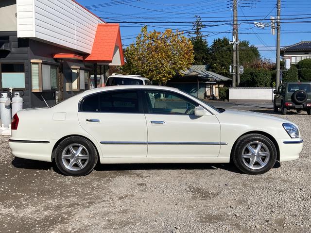 シーマ ４５０ＸＬ　ＥＴＣ　アルミホイール　ＨＩＤ　ＡＴ　キーレスエントリー　電動格納ミラー　盗難防止システム　パワーシート　ＣＤ　ＤＶＤ再生　カセット　ＡＢＳ　エアコン　パワーステアリング　パワーウィンドウ（14枚目）