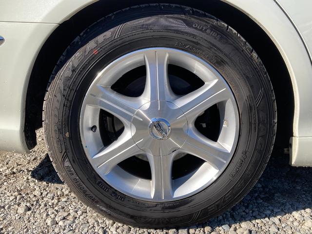 シーマ ４５０ＸＬ　ＥＴＣ　アルミホイール　ＨＩＤ　ＡＴ　キーレスエントリー　電動格納ミラー　盗難防止システム　パワーシート　ＣＤ　ＤＶＤ再生　カセット　ＡＢＳ　エアコン　パワーステアリング　パワーウィンドウ（20枚目）