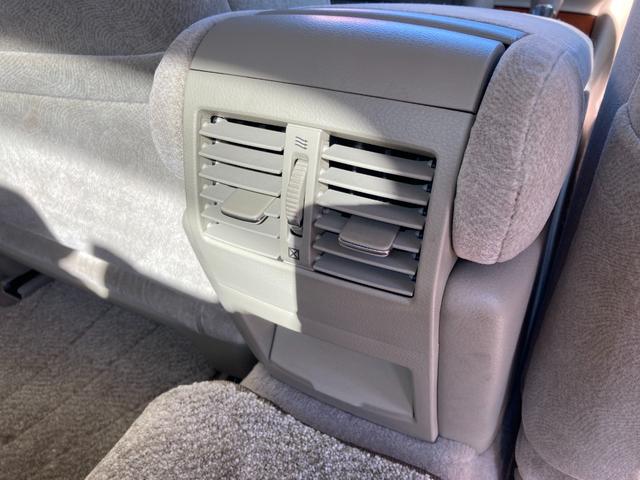 シーマ ４５０ＸＬ　ＥＴＣ　アルミホイール　ＨＩＤ　ＡＴ　キーレスエントリー　電動格納ミラー　盗難防止システム　パワーシート　ＣＤ　ＤＶＤ再生　カセット　ＡＢＳ　エアコン　パワーステアリング　パワーウィンドウ（34枚目）