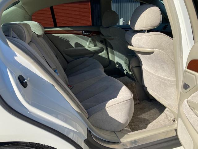 シーマ ４５０ＸＬ　ＥＴＣ　アルミホイール　ＨＩＤ　ＡＴ　キーレスエントリー　電動格納ミラー　盗難防止システム　パワーシート　ＣＤ　ＤＶＤ再生　カセット　ＡＢＳ　エアコン　パワーステアリング　パワーウィンドウ（35枚目）