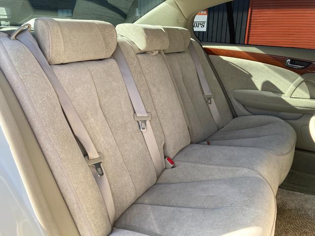 シーマ ４５０ＸＬ　ＥＴＣ　アルミホイール　ＨＩＤ　ＡＴ　キーレスエントリー　電動格納ミラー　盗難防止システム　パワーシート　ＣＤ　ＤＶＤ再生　カセット　ＡＢＳ　エアコン　パワーステアリング　パワーウィンドウ（43枚目）