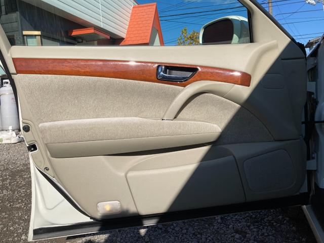 シーマ ４５０ＸＬ　ＥＴＣ　アルミホイール　ＨＩＤ　ＡＴ　キーレスエントリー　電動格納ミラー　盗難防止システム　パワーシート　ＣＤ　ＤＶＤ再生　カセット　ＡＢＳ　エアコン　パワーステアリング　パワーウィンドウ（45枚目）