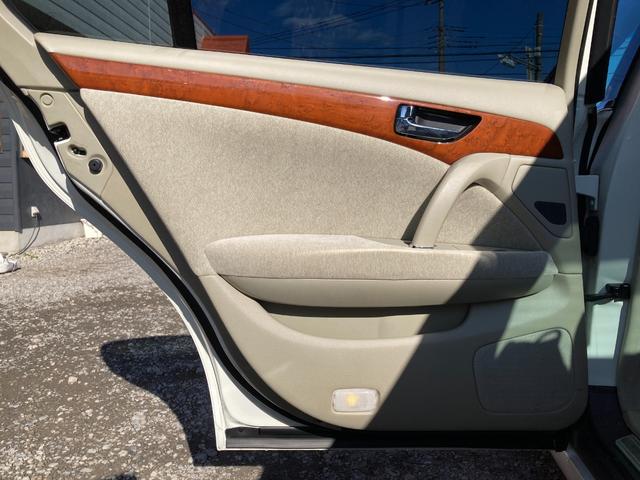 シーマ ４５０ＸＬ　ＥＴＣ　アルミホイール　ＨＩＤ　ＡＴ　キーレスエントリー　電動格納ミラー　盗難防止システム　パワーシート　ＣＤ　ＤＶＤ再生　カセット　ＡＢＳ　エアコン　パワーステアリング　パワーウィンドウ（46枚目）