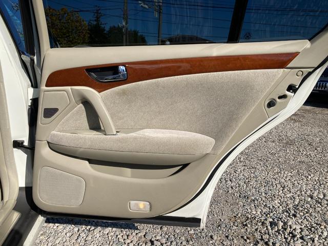 シーマ ４５０ＸＬ　ＥＴＣ　アルミホイール　ＨＩＤ　ＡＴ　キーレスエントリー　電動格納ミラー　盗難防止システム　パワーシート　ＣＤ　ＤＶＤ再生　カセット　ＡＢＳ　エアコン　パワーステアリング　パワーウィンドウ（47枚目）