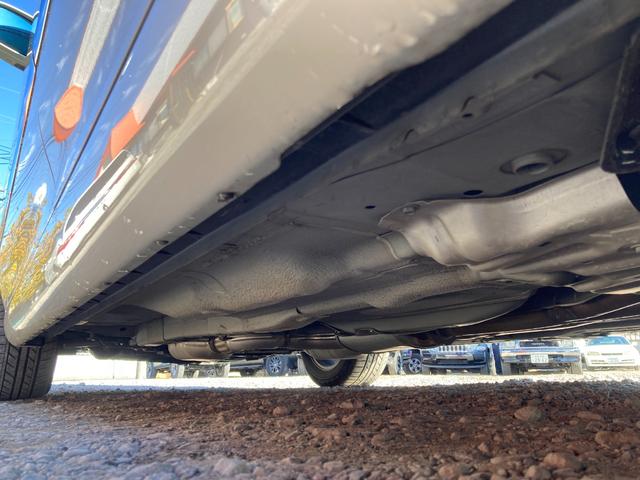 シーマ ４５０ＸＬ　ＥＴＣ　アルミホイール　ＨＩＤ　ＡＴ　キーレスエントリー　電動格納ミラー　盗難防止システム　パワーシート　ＣＤ　ＤＶＤ再生　カセット　ＡＢＳ　エアコン　パワーステアリング　パワーウィンドウ（53枚目）