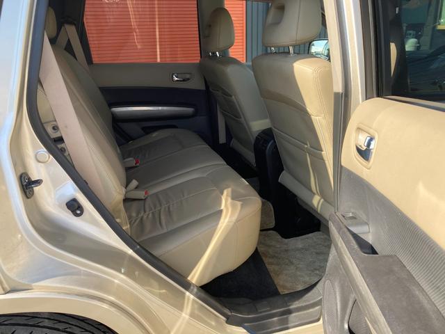 エクストレイル アクシス　バックカメラ　サイドカメラ　ナビ　ＴＶ　アルミホイール　スマートキー　電動格納ミラー　シートヒーター　ＣＶＴ　衝突安全ボディ　ＣＤ　ＤＶＤ再生　ミュージックプレイヤー接続可　ＡＢＳ　エアコン（26枚目）