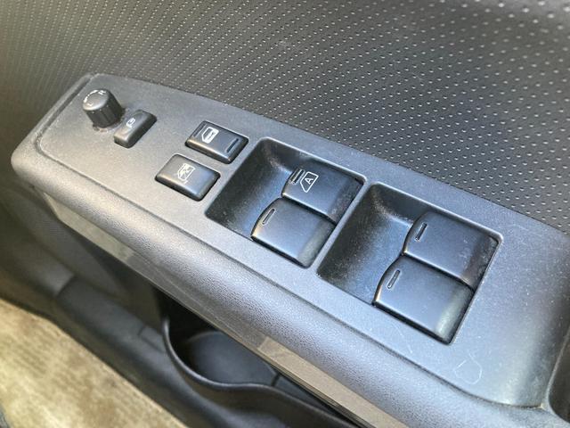 エクストレイル アクシス　バックカメラ　サイドカメラ　ナビ　ＴＶ　アルミホイール　スマートキー　電動格納ミラー　シートヒーター　ＣＶＴ　衝突安全ボディ　ＣＤ　ＤＶＤ再生　ミュージックプレイヤー接続可　ＡＢＳ　エアコン（50枚目）