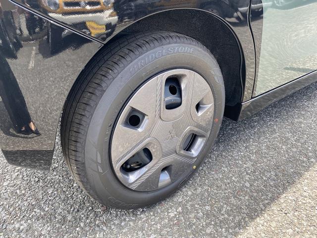 デリカミニ Ｇ　届出済未使用車　衝突軽減ブレーキ　片側パワースライドドア　前後パーキングセンサー　シートヒーター　電子パーキングブレーキ　オートブレーキホールド　オートエアコン　ＬＥＤヘッドライト　フォグランプ（15枚目）
