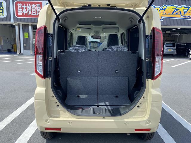 スペーシア ハイブリッドＸ　禁煙　記録簿　ＬＥＤ　パワーウィンドウ　両側ＰＷスライドドア　スマートキー　電動格納式ミラー　盗難防止システム　オートライト　パワーステアリング　衝突安全ボディ　ワンオーナ（12枚目）