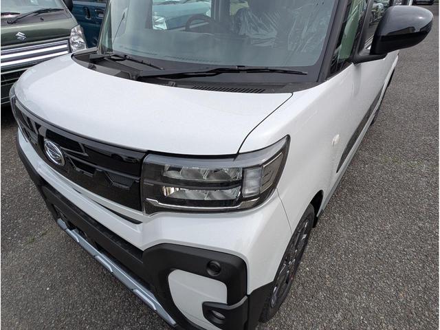 タント ファンクロスターボ　Ｐソナー　誤発進抑制機能　車線逸脱警報　ＥＣＯアイドル　ＬＥＤライト　フルフラット　シートヒーター　サイドエアバッグ　キーフリー　スマートキー　セキュリティアラーム　オートエアコン　衝突安全ボディ（11枚目）