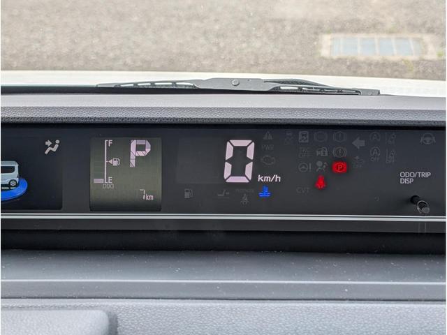 タント ファンクロスターボ　Ｐソナー　誤発進抑制機能　車線逸脱警報　ＥＣＯアイドル　ＬＥＤライト　フルフラット　シートヒーター　サイドエアバッグ　キーフリー　スマートキー　セキュリティアラーム　オートエアコン　衝突安全ボディ（21枚目）