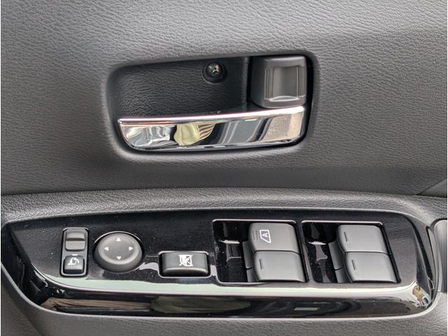 デリカミニ Ｇ　ｅ－Ａｓｓｉｓｔ　ＬＥＤライト　盗難防止　カーテンエアバッグ　シートヒータ　ベンチシート　フルオートエアコン　横滑り防止　ＡＢＳ　Ａストップ　キーレスエントリー　バックビューモニター（32枚目）