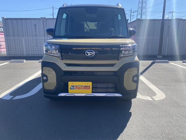 タント ファンクロス　クリソナ　Ｉ－ＳＴＯＰ　ブレーキサポート　横滑り防止機能　シートヒータ　車線逸脱警報　キーレスキー　セキュリティ　スマ－トキ－　ＬＥＤライト　オートエアコン　サイドエアバック　フルフラットシート（5枚目）