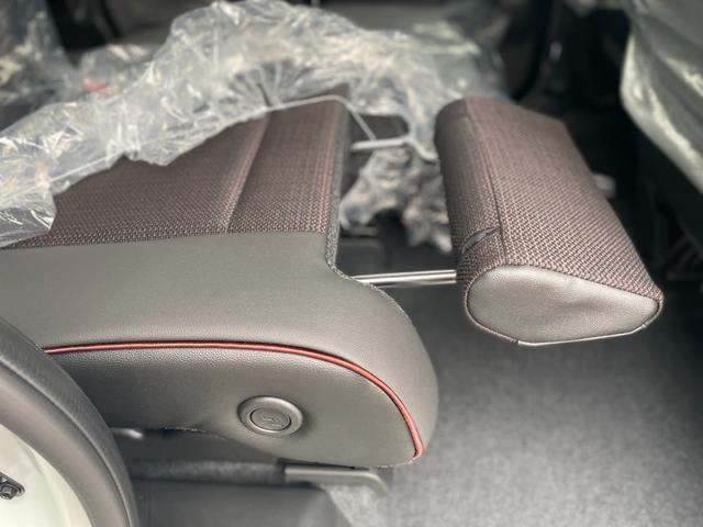 スペーシアカスタム ハイブリッドＸＳ　届出済未使用車　両側パワースライドドア　クルーズコントロール　電動パーキングブレーキ　運転席助手席シートヒーター　マルチユースフラップ　ＵＳＢ／タイプＣソケット　禁煙車（15枚目）
