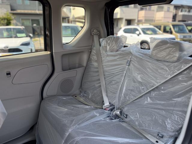 ルークス Ｓ　届出済未使用車　衝突軽減ブレーキ　禁煙車　カーテンエアバッグ　キーレスエントリーキー　Ｗエアバッグ　パワーウィンドー　衝突被害軽減装置　横滑防止装置　パワステ　エアバック（10枚目）