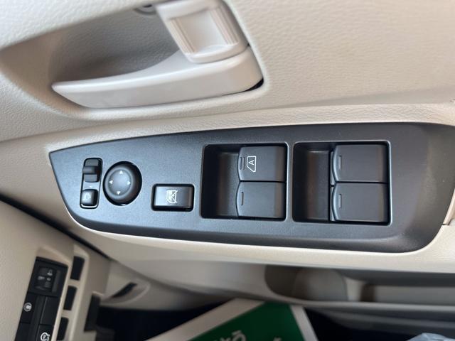ルークス Ｓ　届出済未使用車　衝突軽減ブレーキ　禁煙車　カーテンエアバッグ　Ｗエアバッグ　エアコン　パワステ　横滑防止装置　ＡＢＳ　エアバック（19枚目）