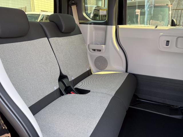 Ｎ－ＢＯＸ ベースグレード　届出済未使用車　衝突軽減ブレーキ　禁煙車　スマートキ－　フルフラットシート　カーテンエアバック　ＬＥＤヘッドライト　オートクルーズ　イモビライザー　ＥＣＯモード　オートエアコン　前席シートヒーター（10枚目）