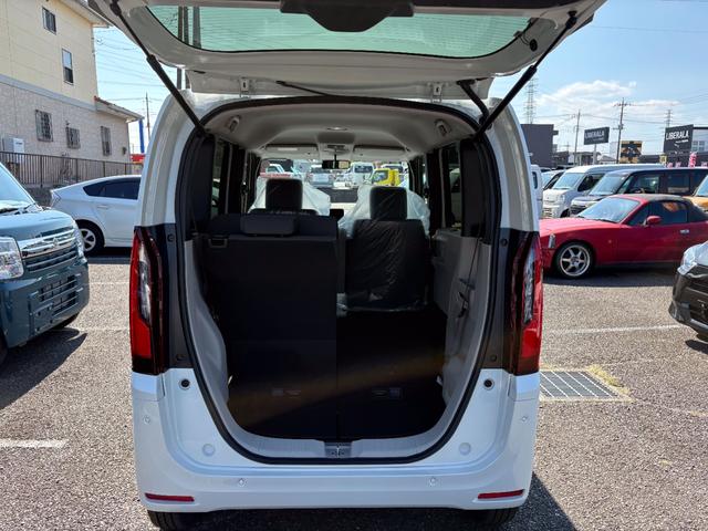 Ｎ－ＢＯＸ ベースグレード　届出済未使用車　衝突軽減ブレーキ　禁煙車　スマートキ－　フルフラットシート　カーテンエアバック　ＬＥＤヘッドライト　オートクルーズ　イモビライザー　ＥＣＯモード　オートエアコン　前席シートヒーター（15枚目）