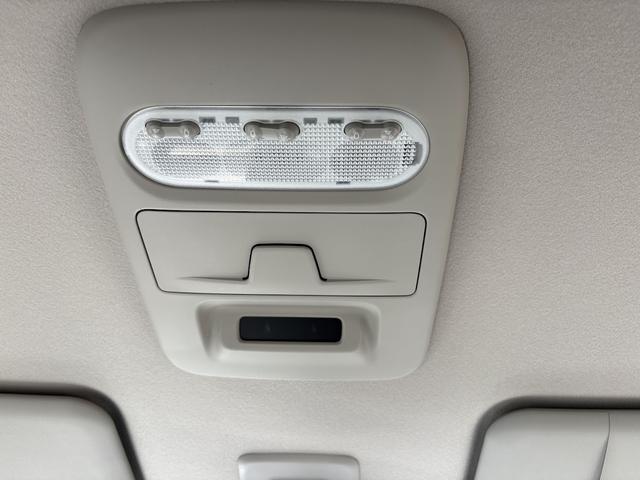 ルークス S スライドドア 横滑防止装置 カーテンエアバッグ 禁煙 キーレスエントリーキー Wエアバッグ エアコン パワステ パワーウィンドー 記録簿 エアバック ABS スマートキープッシュスタート(23枚目)