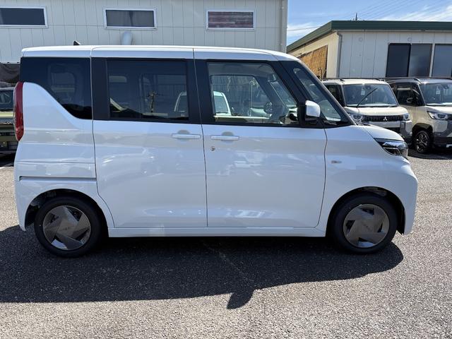 ルークス S 届出済未使用車 衝突軽減ブレーキ 禁煙車 スライドドア 横滑防止装置 カーテンエアバッグ 禁煙 キーレスエントリーキー Wエアバッグ エアコン パワーウィンドー 記録簿 スマートキープッシュスタート(7枚目)