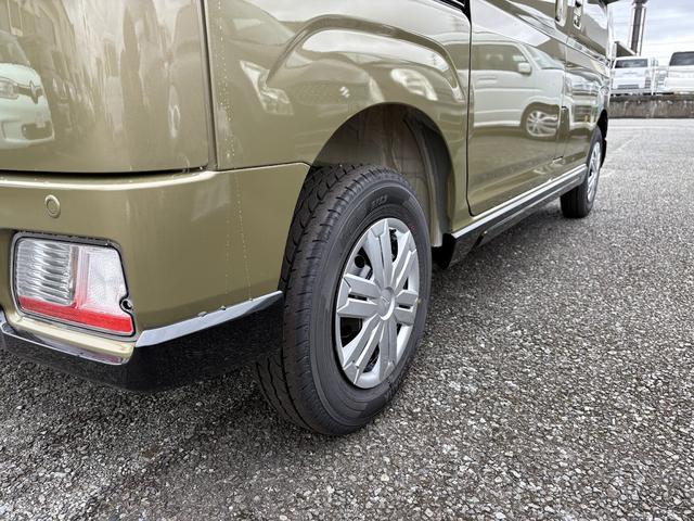 アトレー RS 届出済未使用車 衝突軽減ブレーキ 禁煙車 電格ドアミラー メンテナンスノート ATハイビーム 衝突軽減ブレーキシステム 禁煙 助手席エアバック スマキー Aストップ ターボエンジン ESC キーフリー(16枚目)