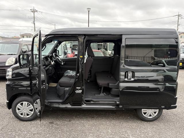 アトレー RS 届出済未使用車 衝突軽減ブレーキ 禁煙車 メンテナンスノート ATハイビーム 衝突軽減ブレーキシステム 禁煙 助手席エアバック スマキー ESC 前席パワーウィンドウ 運転席エアバック キーフリー(9枚目)