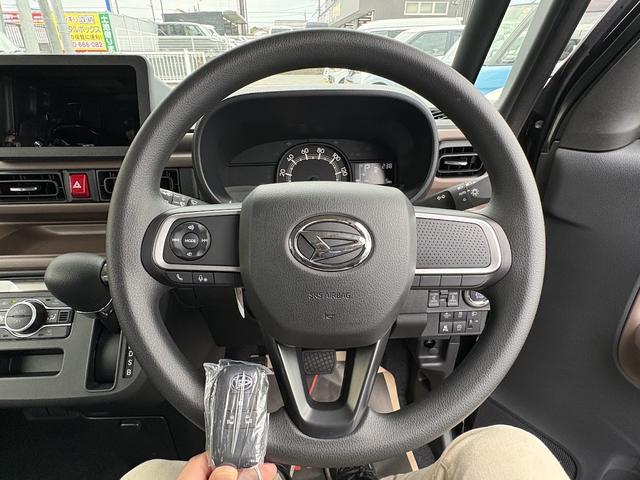 ☆訳アリ目玉車とは☆　品質が高い届出済未使用車・中古車だけど少しだけ訳アリな商品です。展示期間が長い車両／キズや汚れが少しある／下取り車などで中間マージン無しなどの理由です。