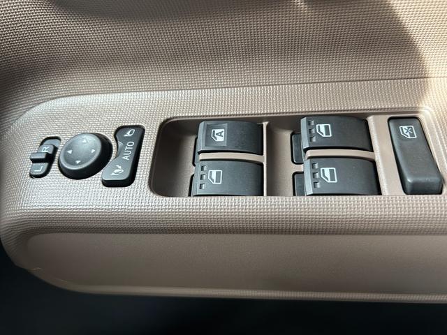 ムーヴキャンバス セオリーＧ　届出済未使用車　衝突軽減ブレーキ　禁煙車　シートヒーター　フルフラットシート　ＬＥＤヘッド　イモビライザー　オートエアコン　オートライト　パワーウィンドウ　Ｓキー　ベンチシート（21枚目）