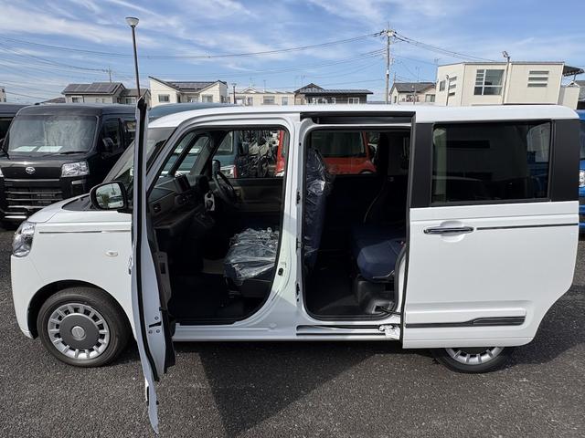 ムーヴキャンバス ストライプスＧターボ　届出済未使用車　衝突軽減ブレーキ　禁煙車　オートクルーズ　フルオートエアコン　オートライト　キーフリーシステム　スマートキー　シートＨ　Ｂカメラ　フルフラット　レーンキープ　ベンチシート（8枚目）