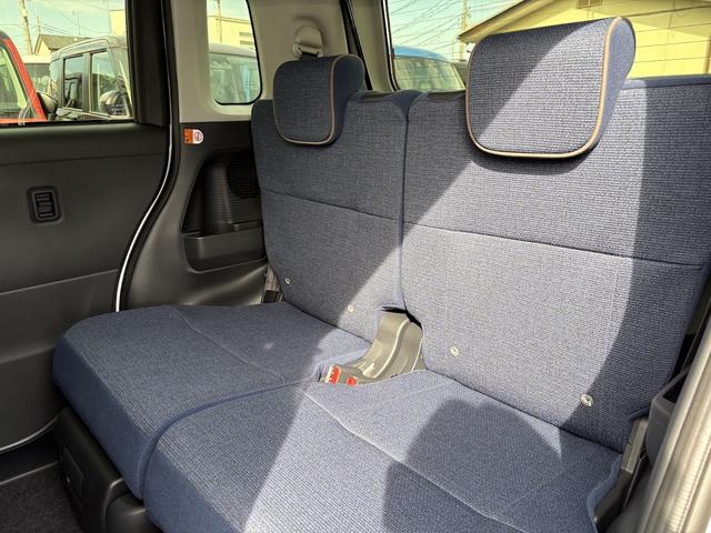 ムーヴキャンバス ストライプスＧターボ　届出済未使用車　衝突軽減ブレーキ　禁煙車　オートクルーズ　フルオートエアコン　オートライト　キーフリーシステム　スマートキー　シートＨ　Ｂカメラ　フルフラット　レーンキープ　ベンチシート（10枚目）