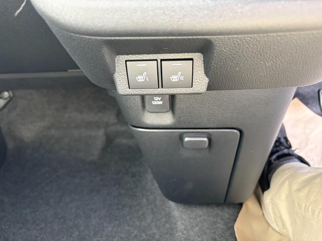 ムーヴキャンバス ストライプスＧターボ　届出済未使用車　衝突軽減ブレーキ　禁煙車　オートクルーズ　フルオートエアコン　オートライト　キーフリーシステム　スマートキー　シートＨ　Ｂカメラ　フルフラット　レーンキープ　ベンチシート（20枚目）