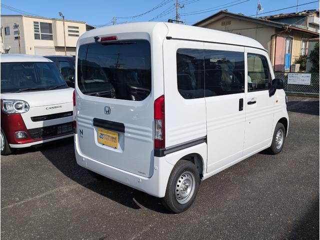 N-VAN G 電動格納式ドアミラー 運転席エアバック 点検記録簿 横滑防止装置 前席パワーウィンドウ ベンチシート 助手席エアバック 禁煙 フルフラットシート キーレスエントリーシステム パワステ オートエアコン(9枚目)