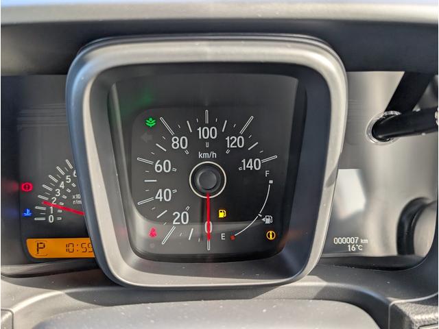 N-VAN G 電動格納式ドアミラー 運転席エアバック 点検記録簿 横滑防止装置 前席パワーウィンドウ ベンチシート 助手席エアバック 禁煙 フルフラットシート キーレスエントリーシステム パワステ オートエアコン(27枚目)