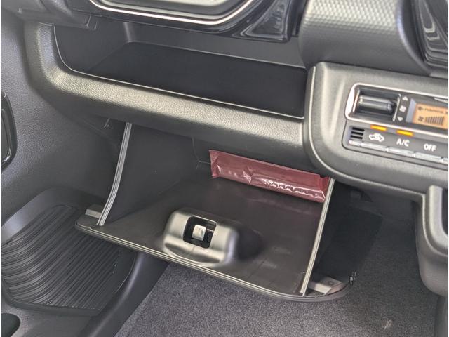 ハスラー ハイブリッドX 禁煙 キーレスエントリー 運転席エアバッグ フルフラット セキュリティアラーム 安全ボディ スマ-トキ- パワーウインドウ 記録簿 AAC サイドエアバッグ ESC ABS 助手席エアバック(38枚目)